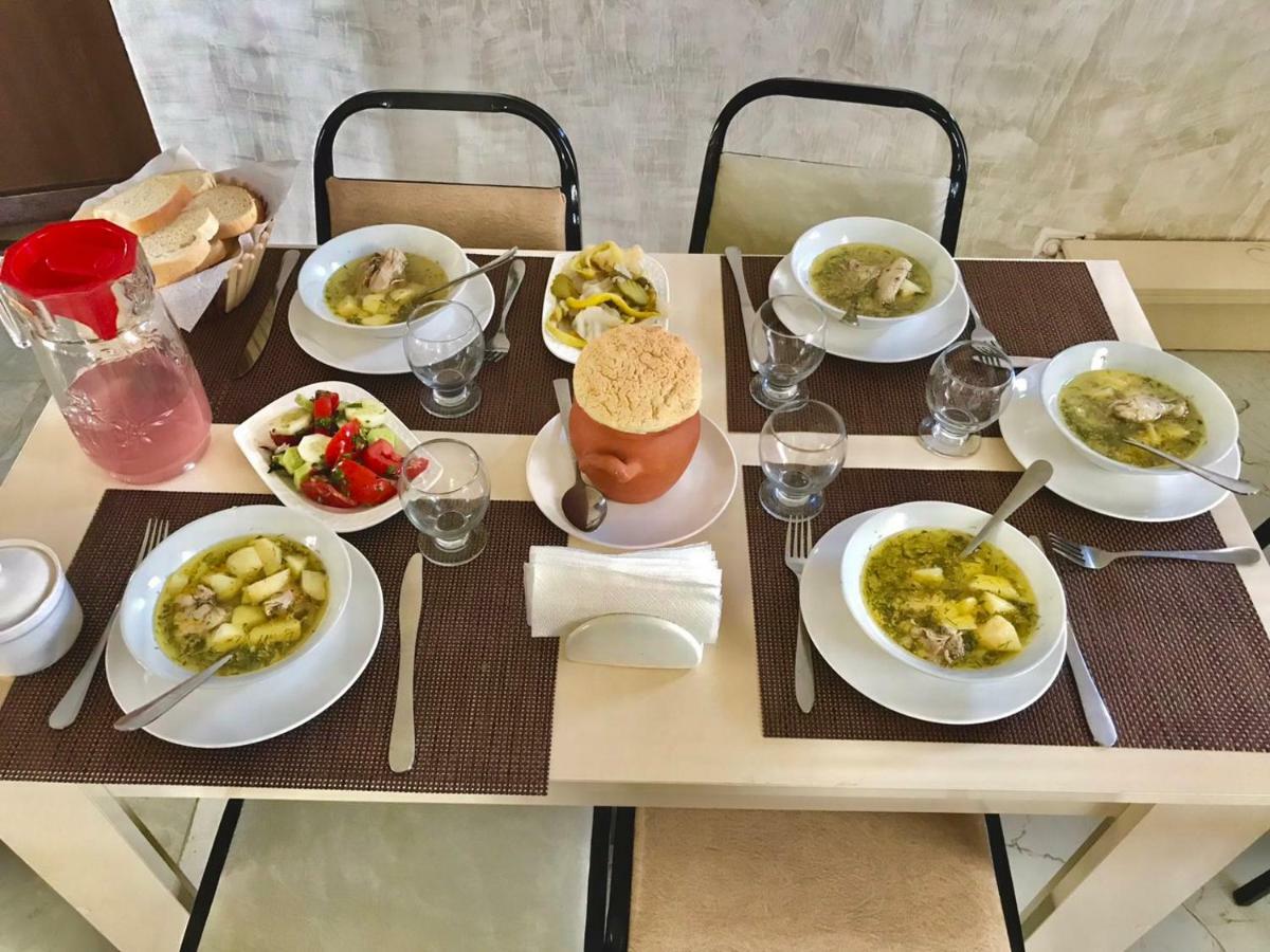 Hotell Anna Урекі Екстер'єр фото